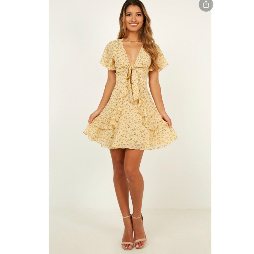 Showpo Holiday Packer Lemon Floral Dress Size 4